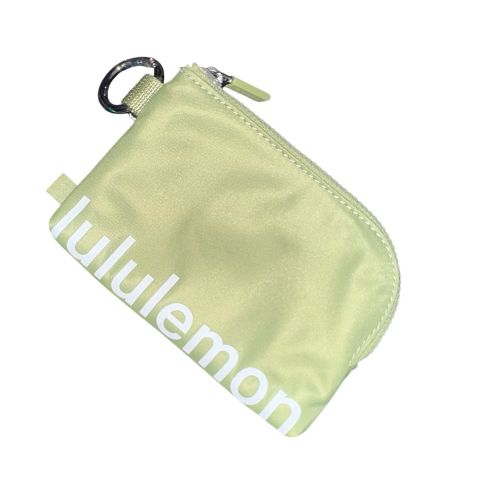 Lululemon Clippable Card Pouch, Edamame Green / White OS NWT